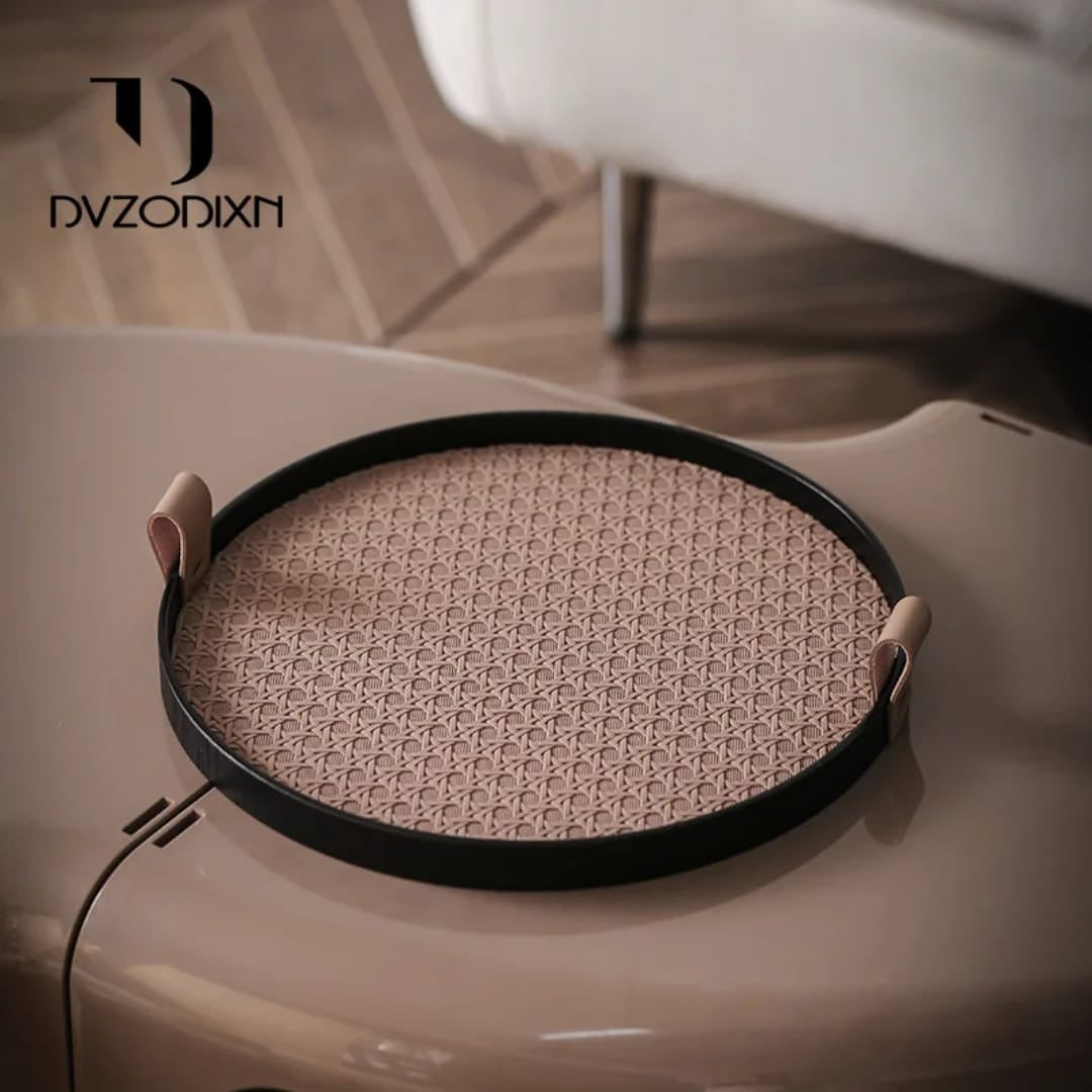 Modern single metallic tray