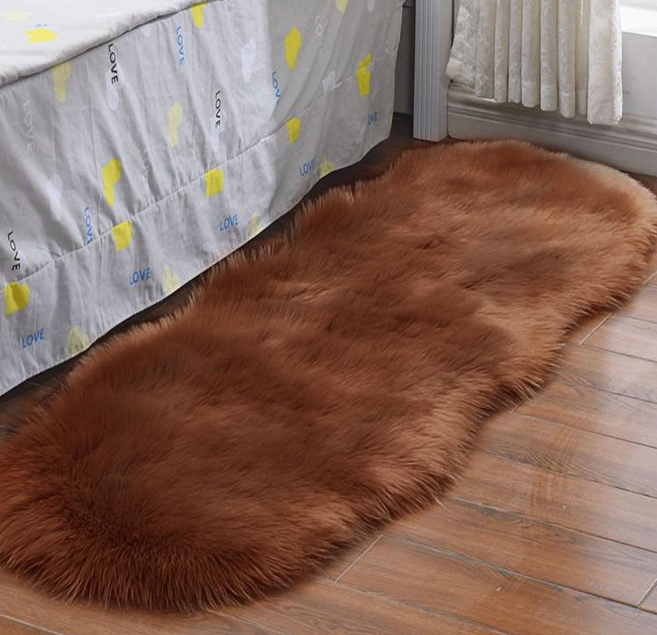 Faux fur mat