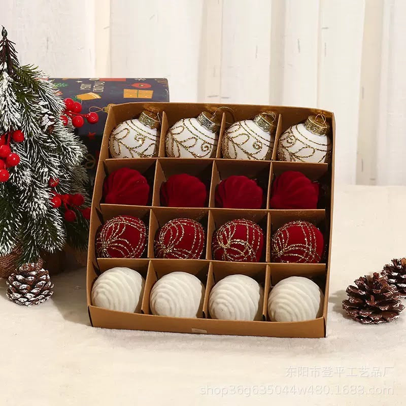 16 piece 6cm Christmas balls