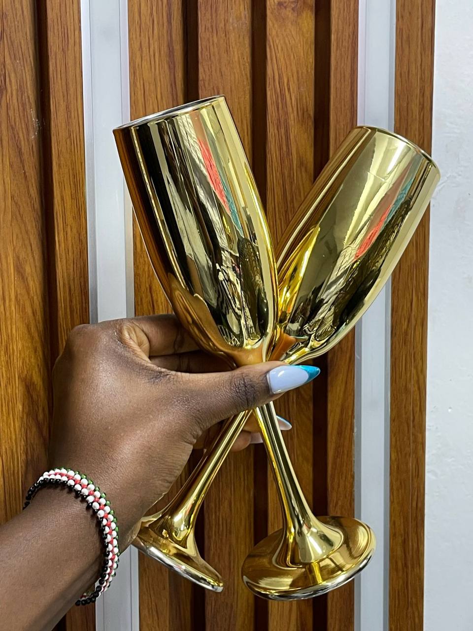6pc Quality golden champagne glasses
