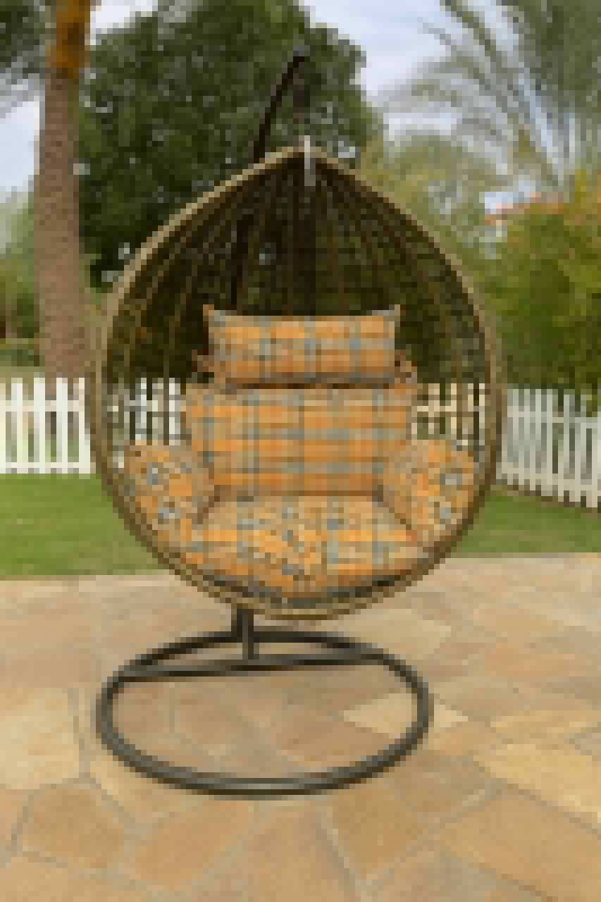 Outdoor Swing in Round