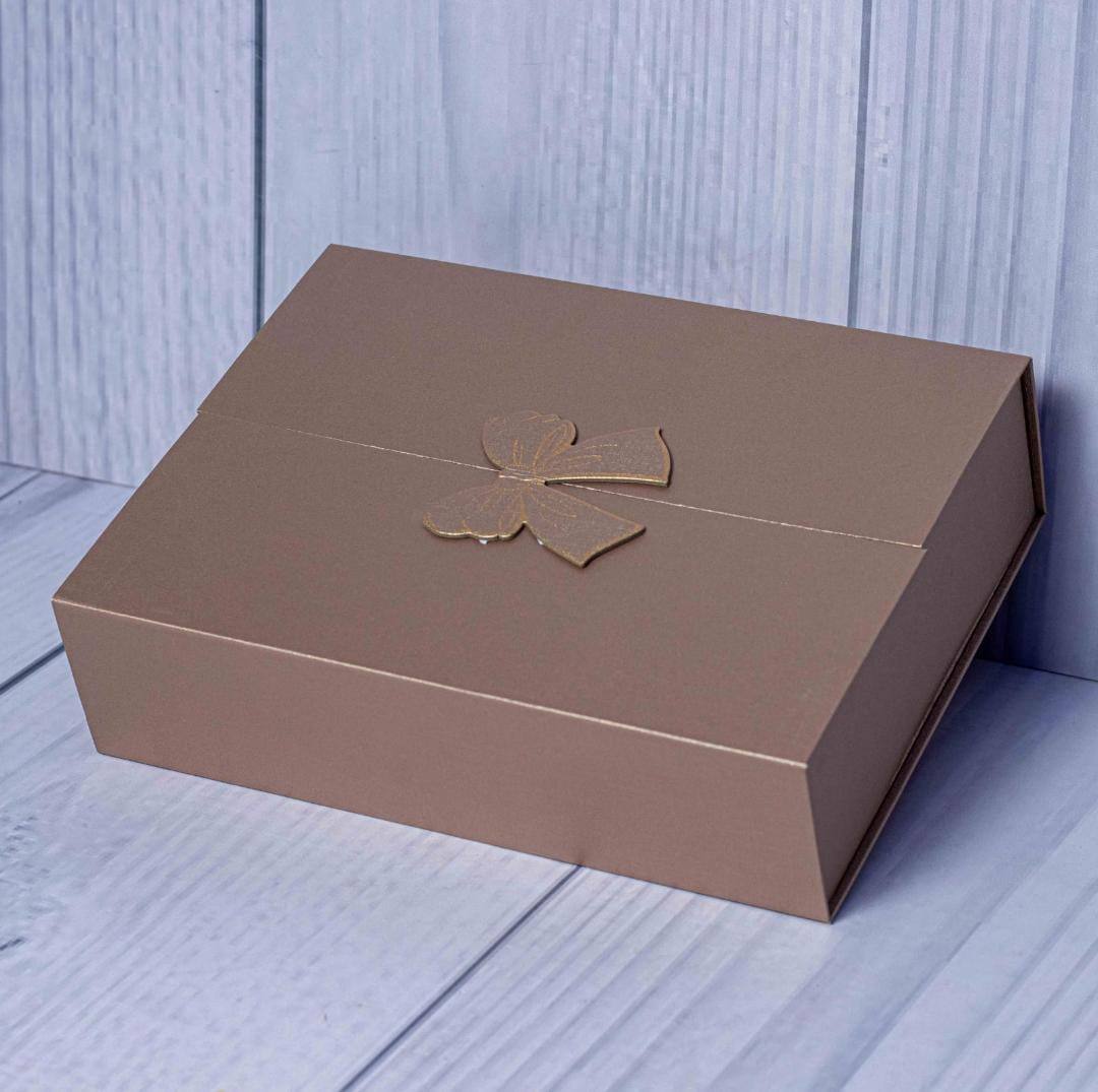 Magnetic Bow Luxurious Gift Box