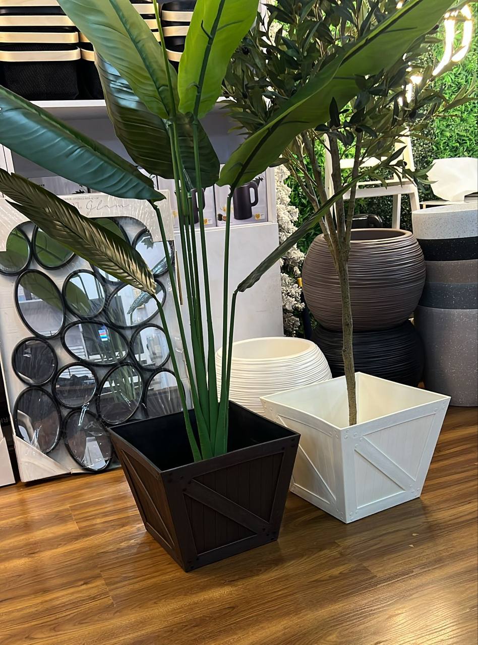 Premium wooden finish whiskey square barrel planter
