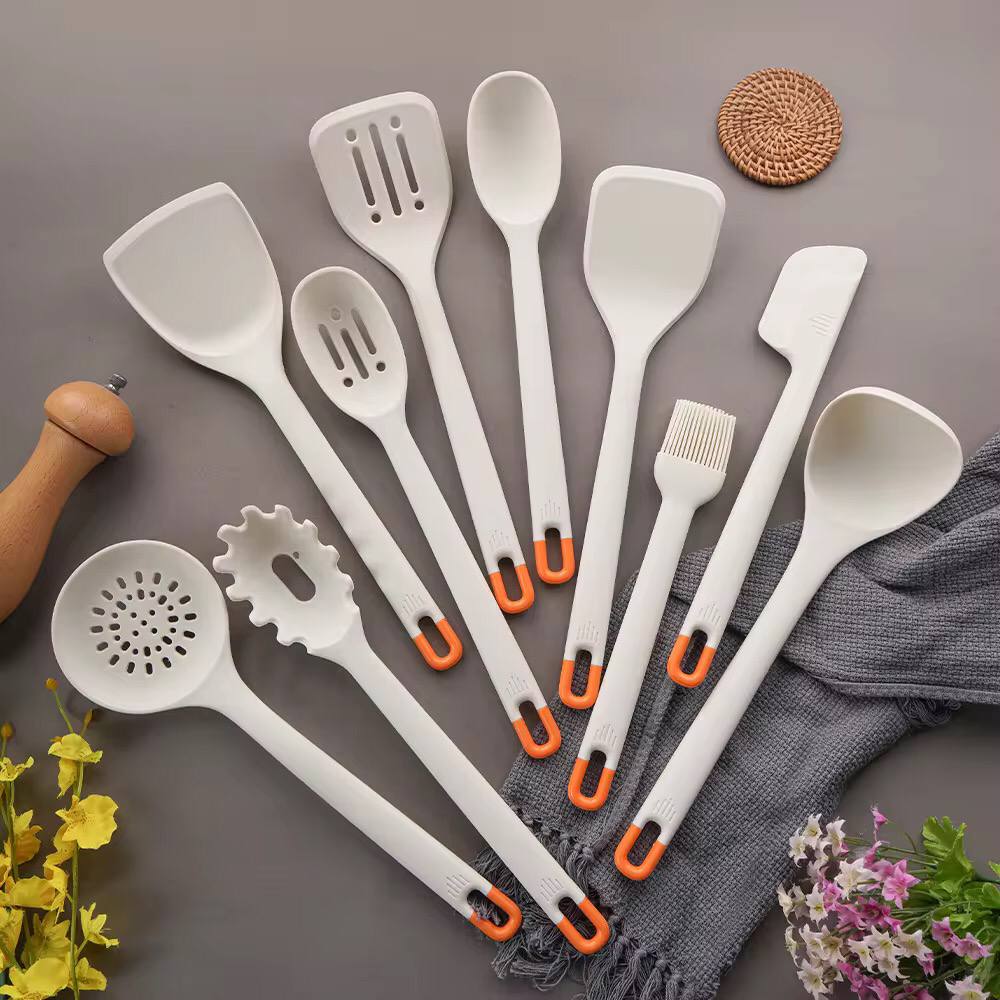 High Temperature resistant heavy duty silicone cooking/serving spoons with hard TPR handles.
11pc set