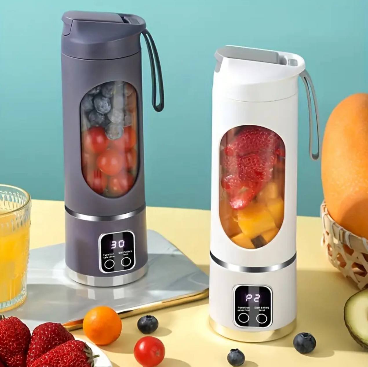 450mL Portable Fruit Juicer with 8 Page Blade