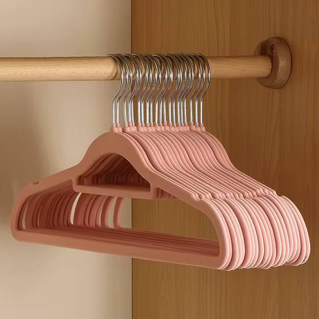 Luxury velvet antislip hangers