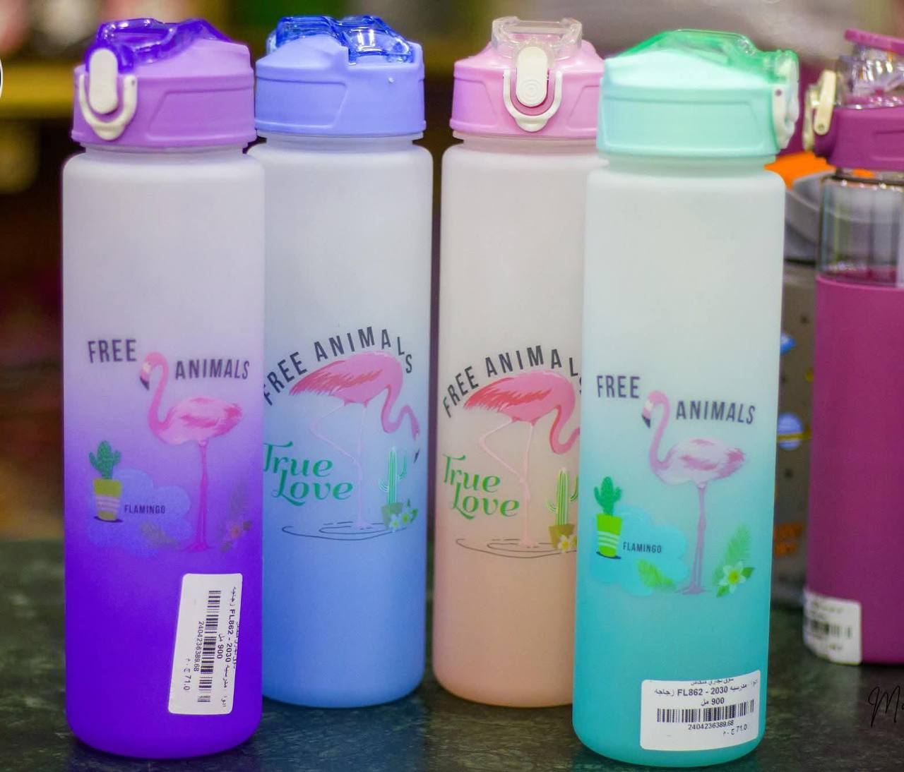 750ML Flamingo Portable Water Bottle Motivational Sports Water bottle with Time Marker Leak-proof Cup for Outdoor Sport Fitness BPA Free