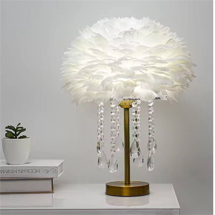 Nordic Feather Crystal Table Lamp