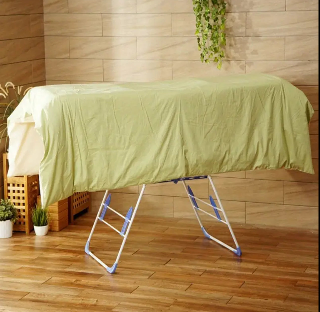 Portable cloth drying rack