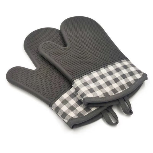 Thick heat resistant kitchen gloves