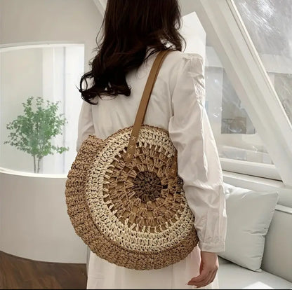 Round straw woven beach bag