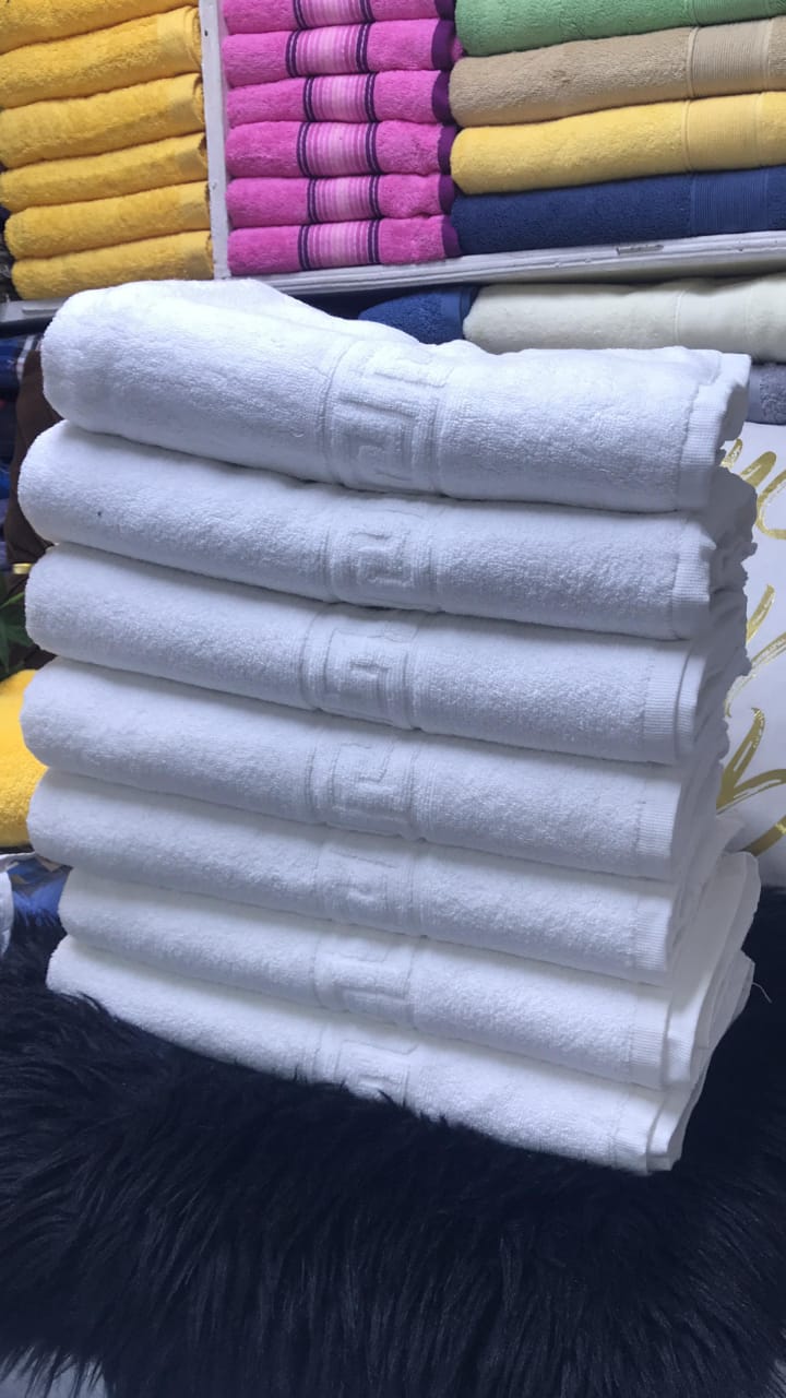 Cotton white towels