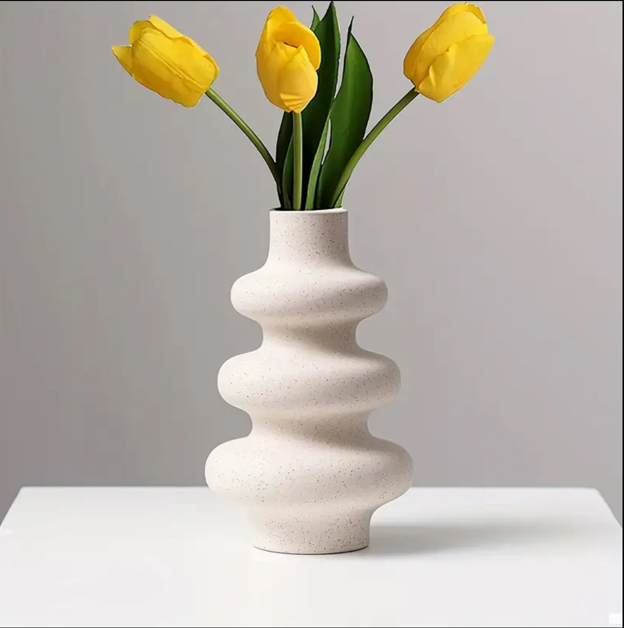 Modern Minimalist Spiral Shaped Home Decorative Flower Vase