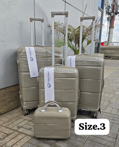 4 in 1 Luxurious unbreakable suitcase