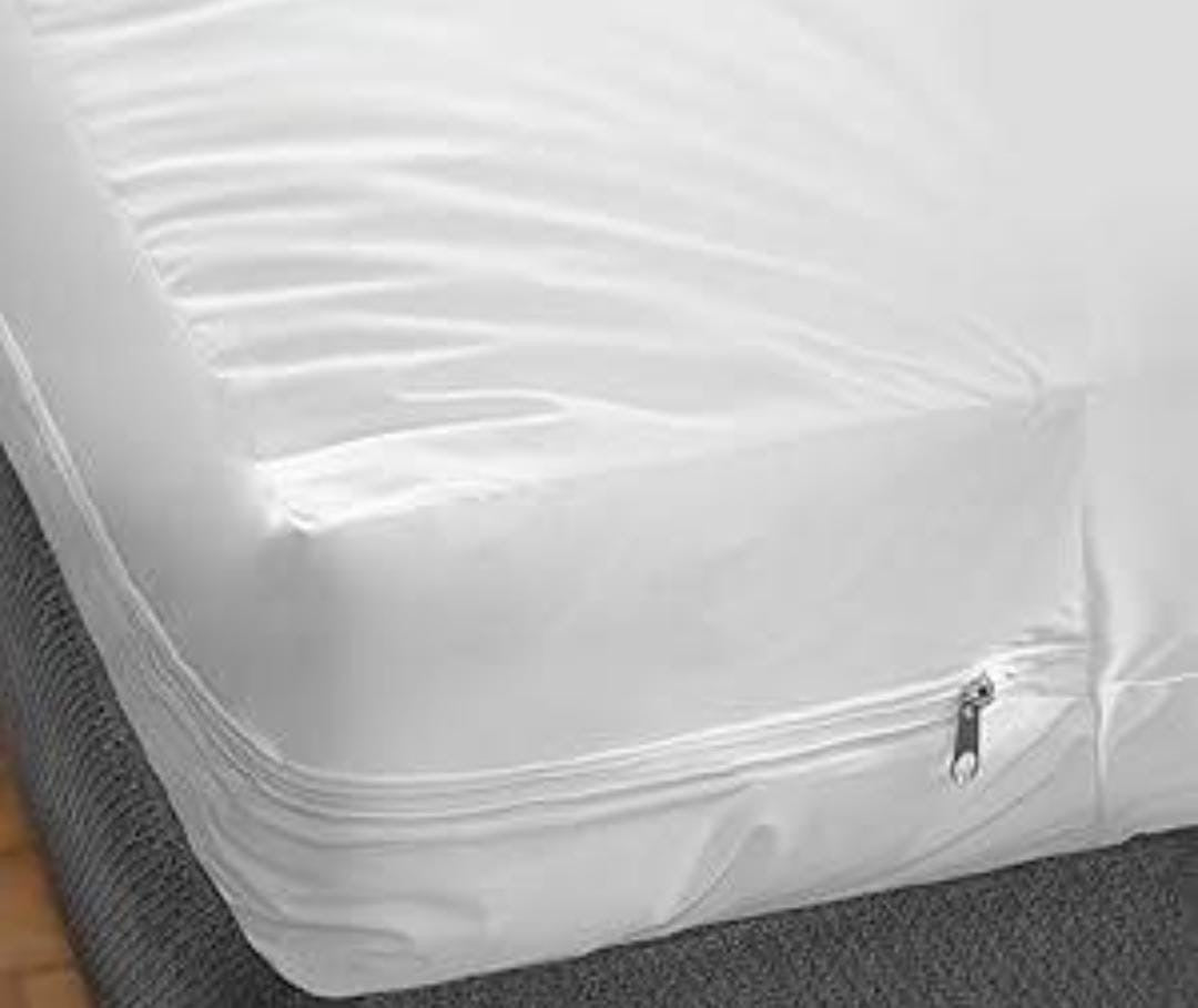Zipped High Quality Mattress Cover; Protector