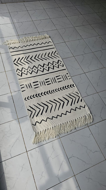 Bohemian Geometric Rugs with Tassles