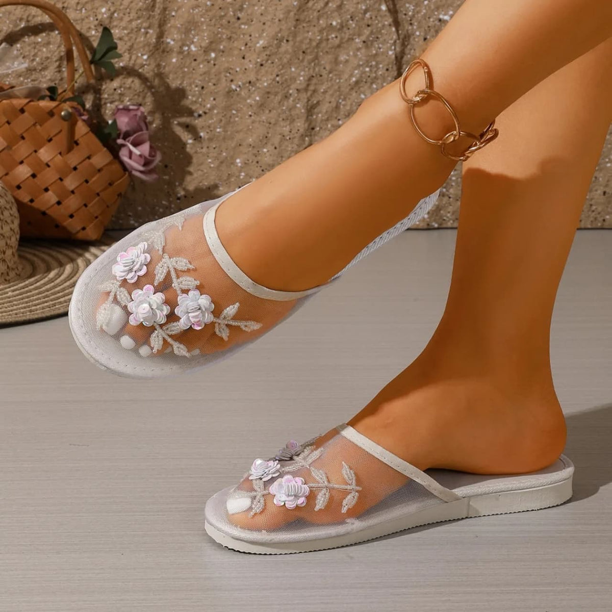 Luxury Pearl Ornaments Net Mule Slippers