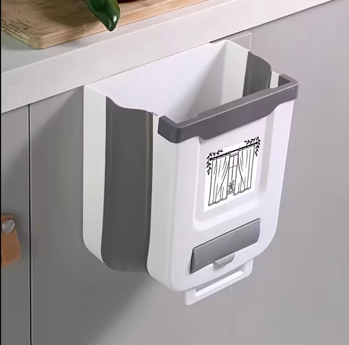 Multi functional plastic  foldable trash cans.