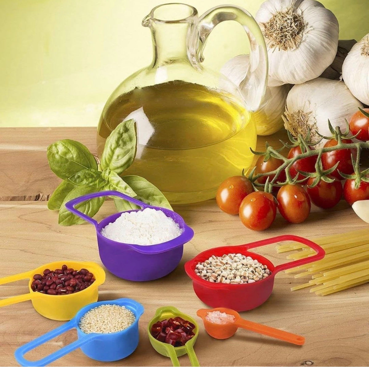 6-piece plastic measuring cup and spoon set for baking and cooking