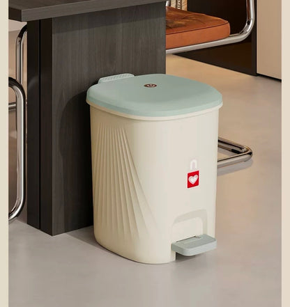 Nordic Style Pedal Trash Bin with Lid and removable inner bucket