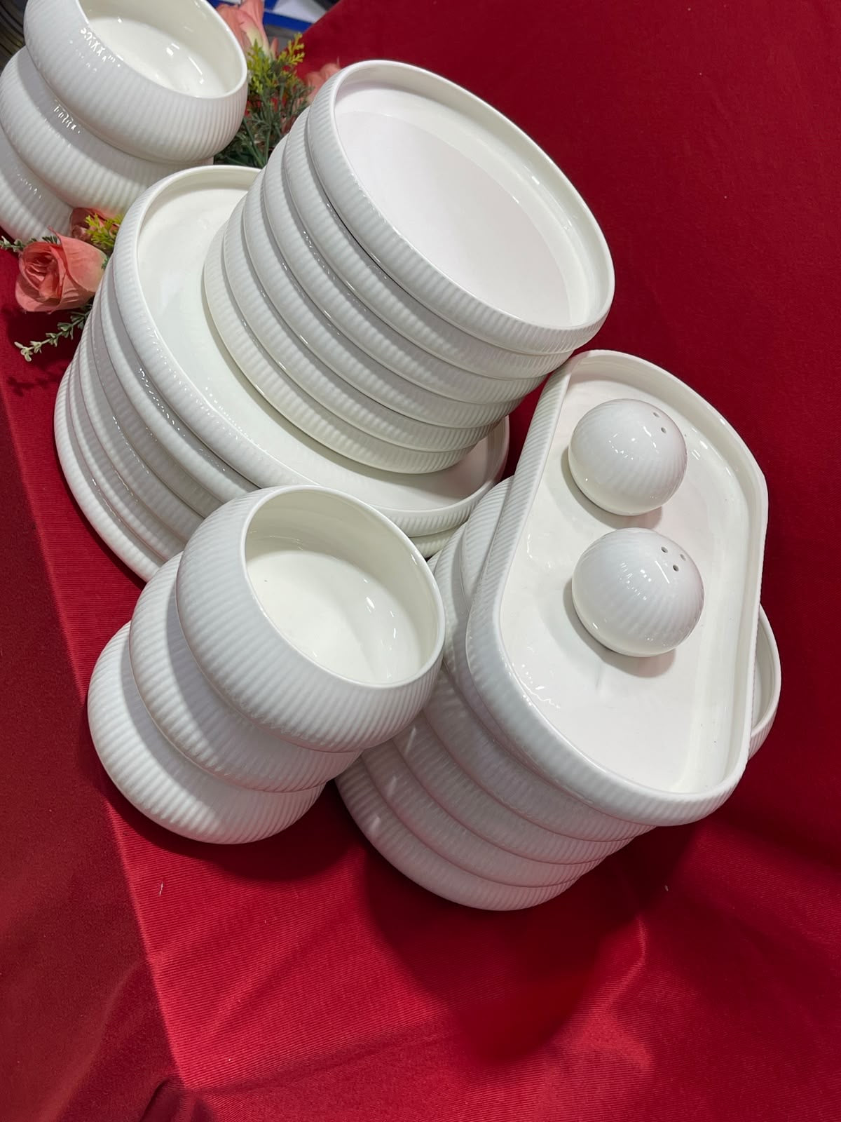 27 PCs dinner set