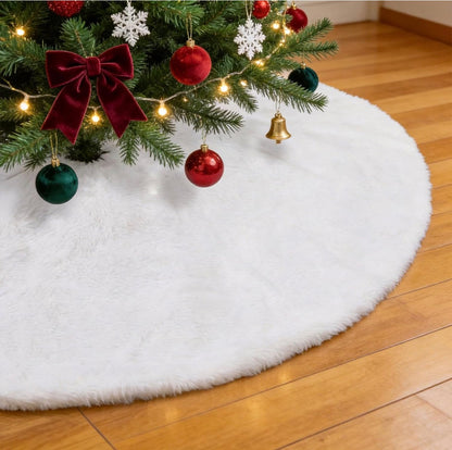 Christmas tree skirt 
Diameter 90 cm