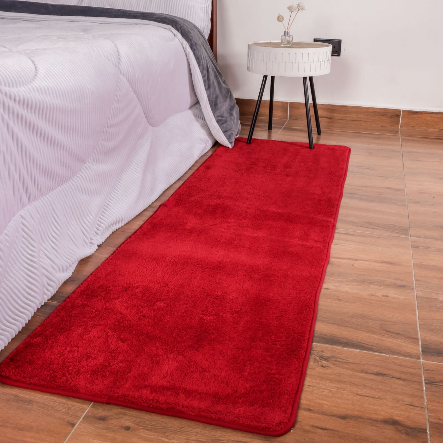 Non Slip Absorbent bedside mat  Soft luxurious  bedside rug