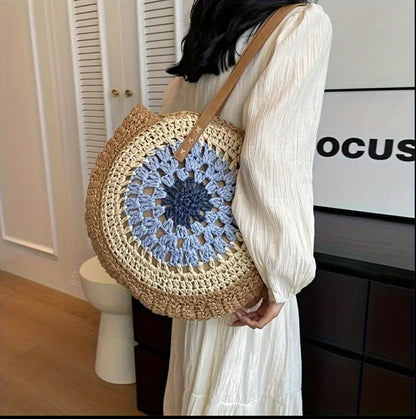 Round straw woven beach bag