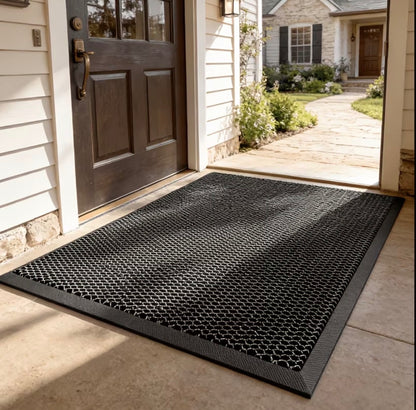 Non-slip heavy rubber doormat with a comfort feet feel.