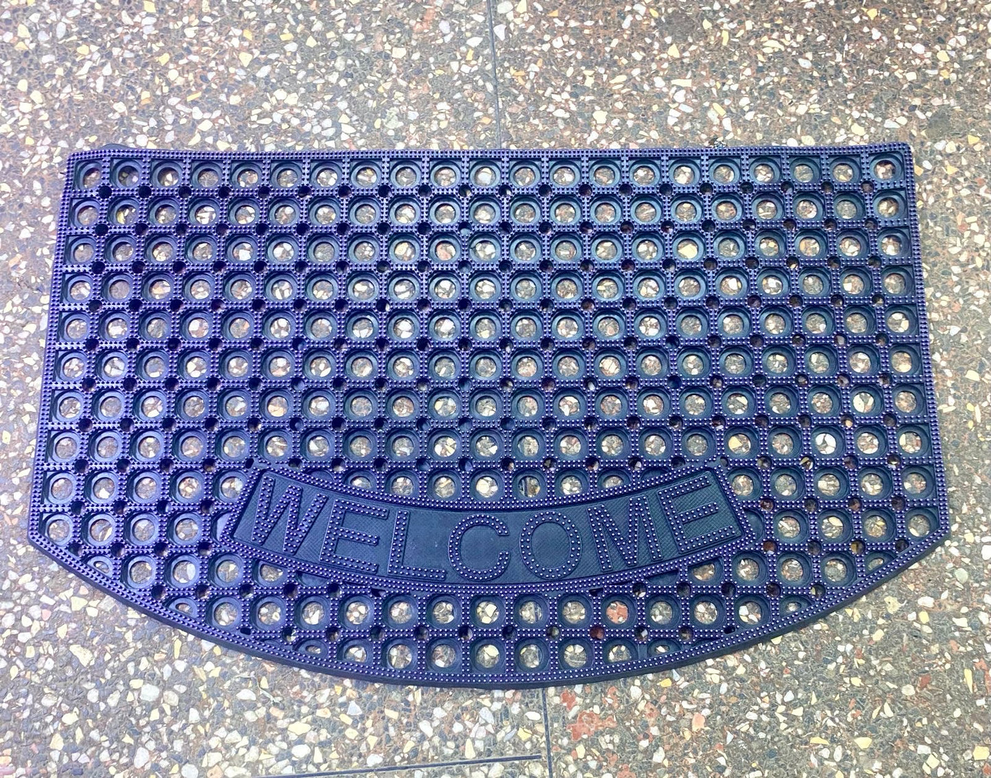 Rubber welcome door mat