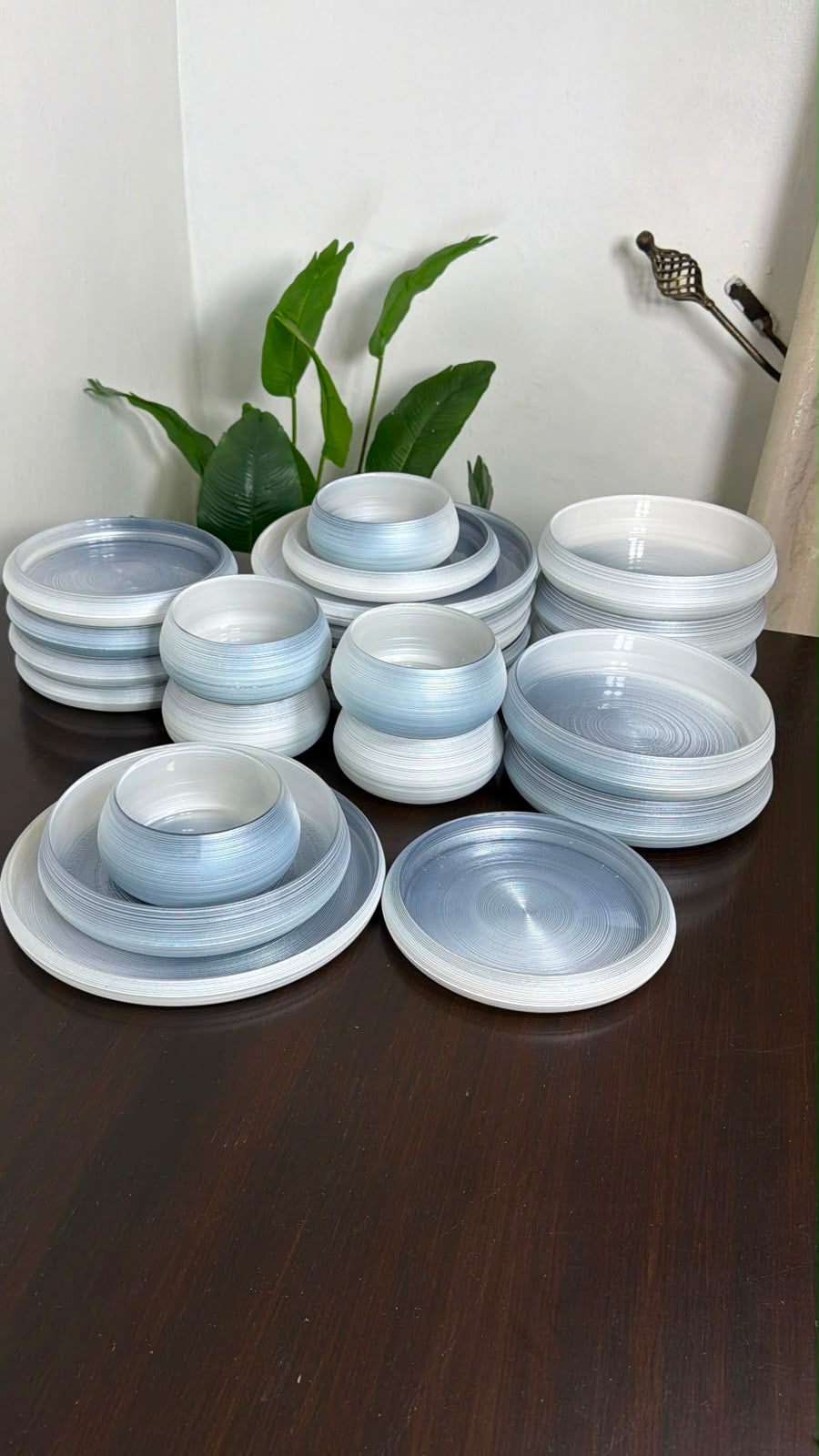 24Pcs Frosted Ribbed Glass Dinner Set in that viral pearlescent blue-grey.