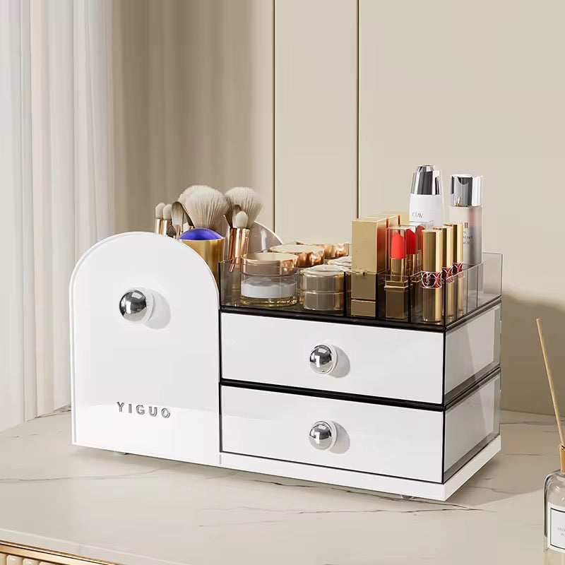 Large capacity make-up organizer