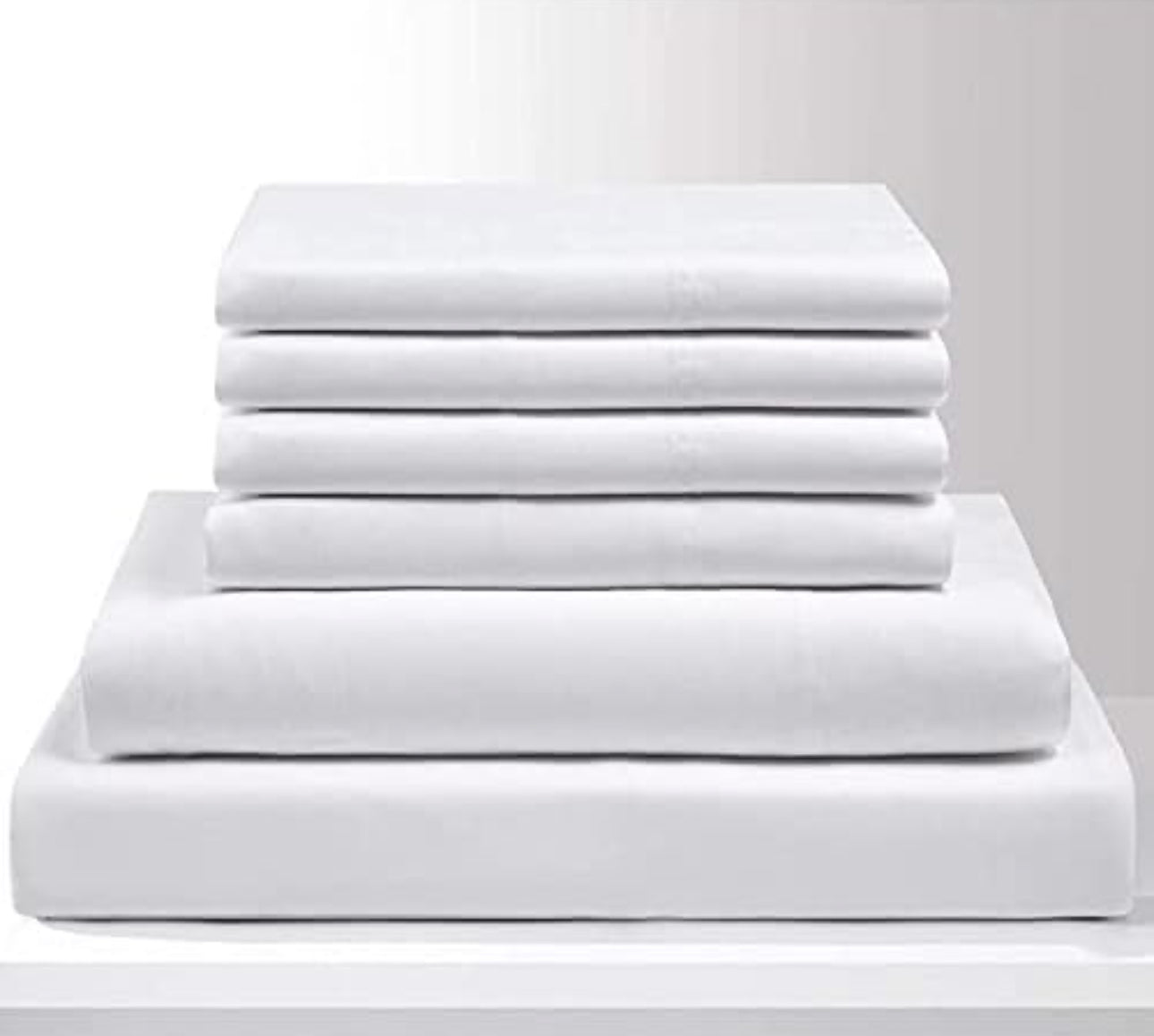 A set of 6pc bedsheets