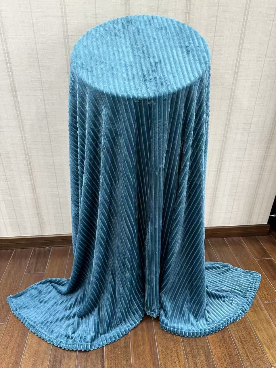 SHERMAN PLAIN THROW BLANKETS