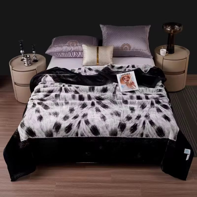 2 Ply Double Side extra  heavy weight Soft warm blanket, reversible bed throw king size comforter