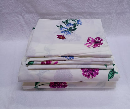 Two flat bedsheet both floral and 4 pillowcases cases size 6*7