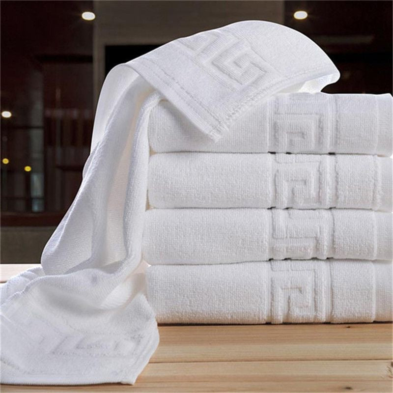 Cotton white towels