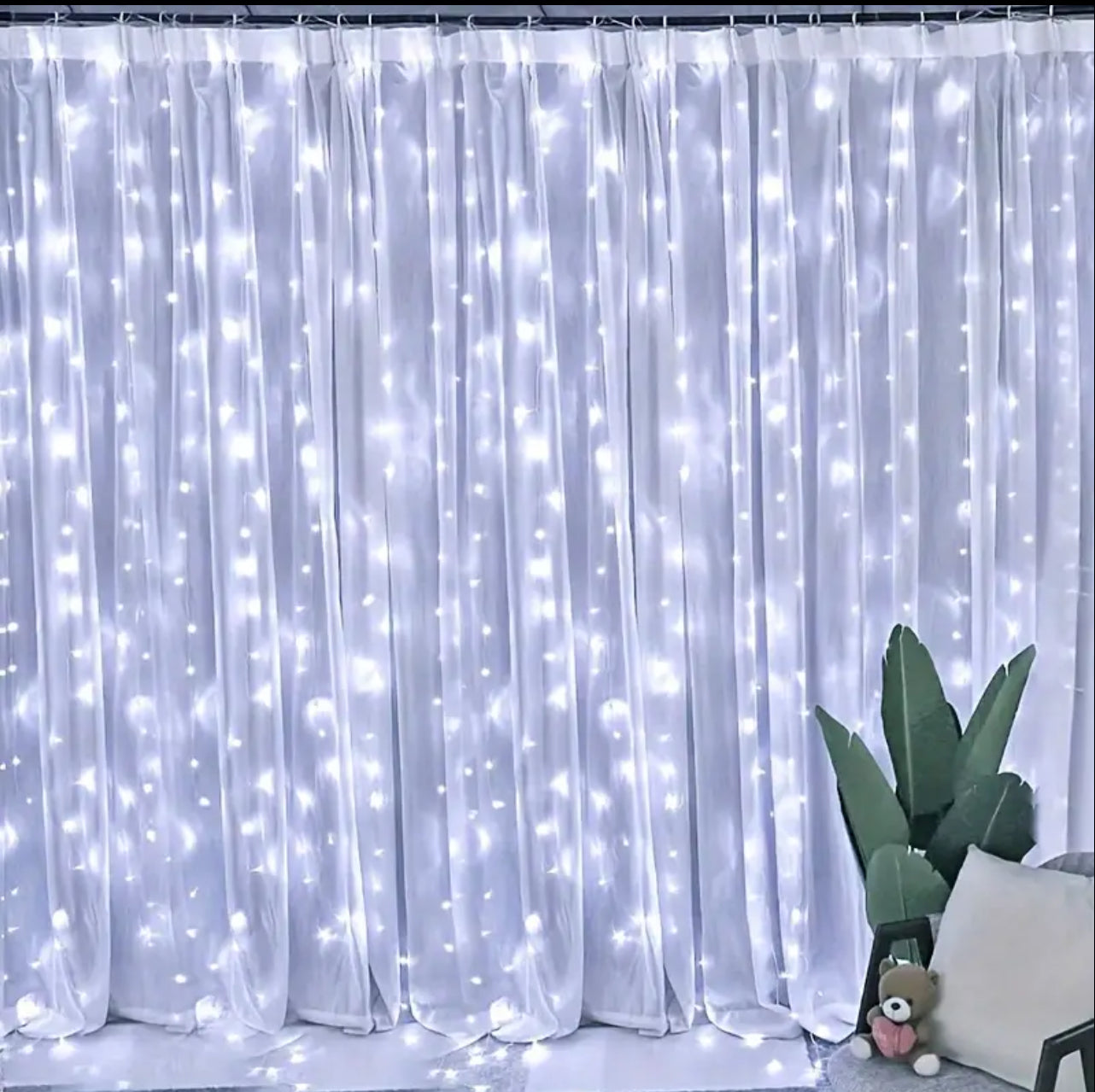 3M×3M CURTAIN LIGHTS WITH REMOTE