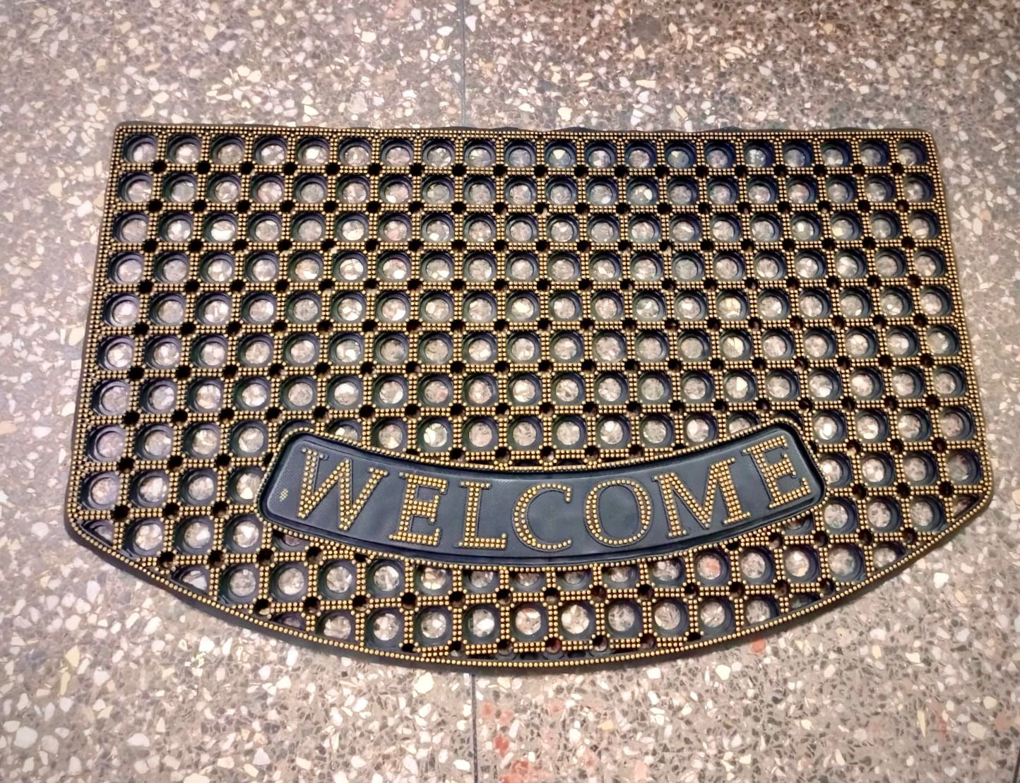 Rubber welcome door mat