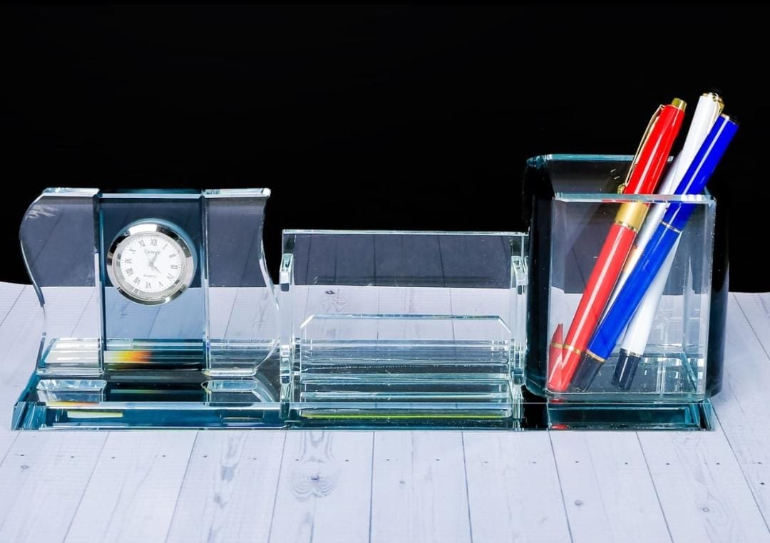 Crystal Desktop organizer with a pen slot