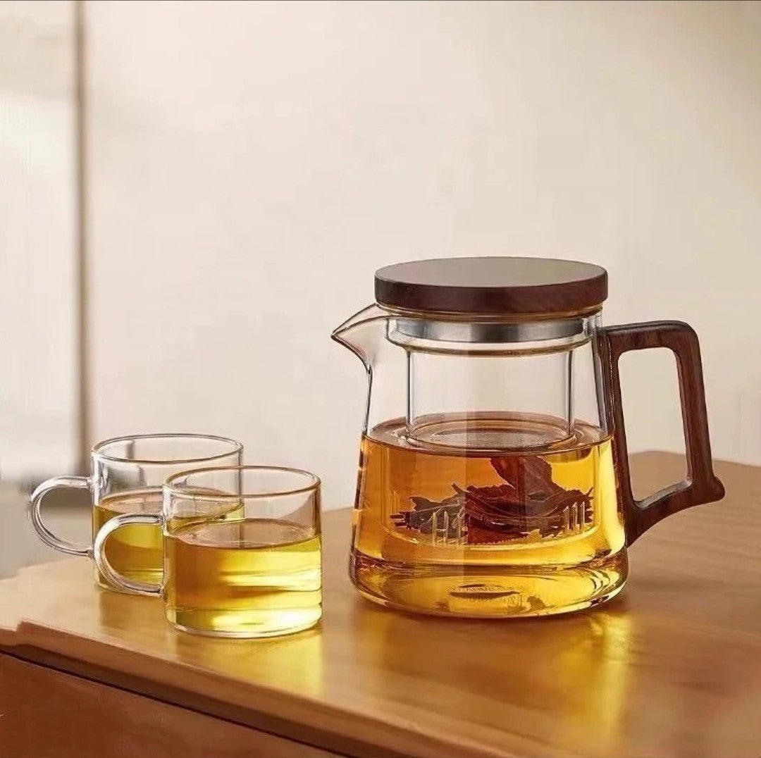 high borosilicate teapot with walnut handle