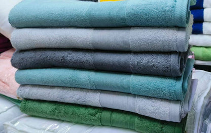 coloured cotton towels