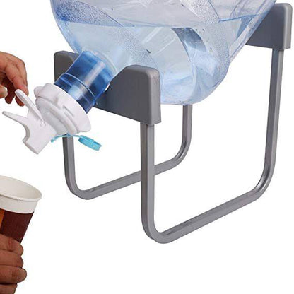 Detachable water stand and dispenser pump