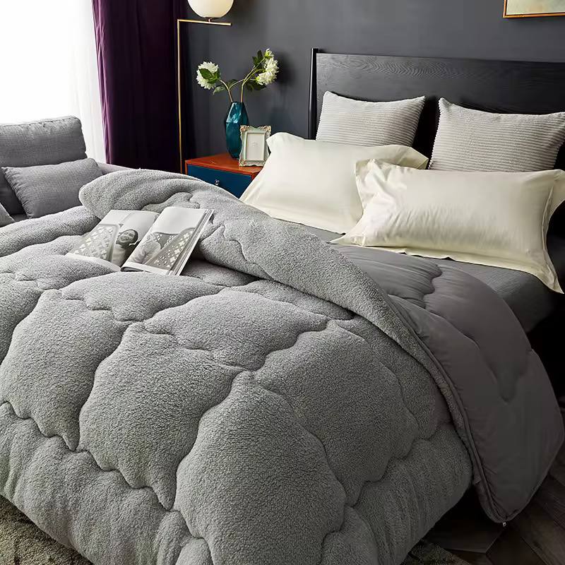 HEAVY LAMBQUILT DUVET