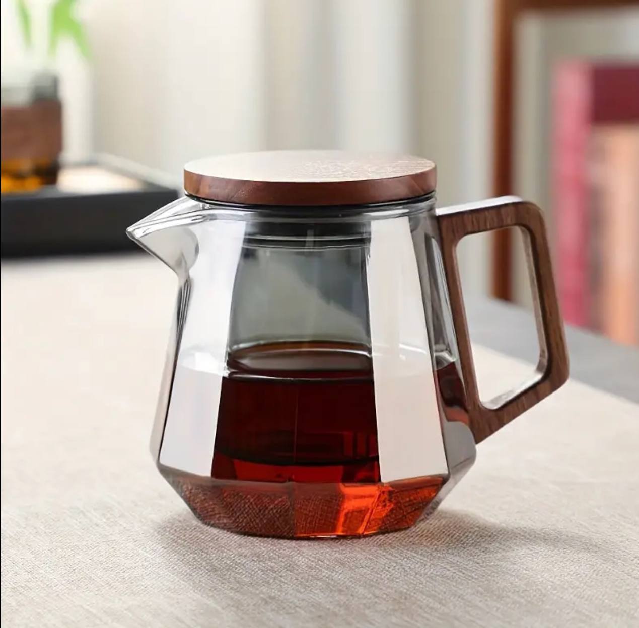 Diamond shaped heat resistant glass tea infuser Pot