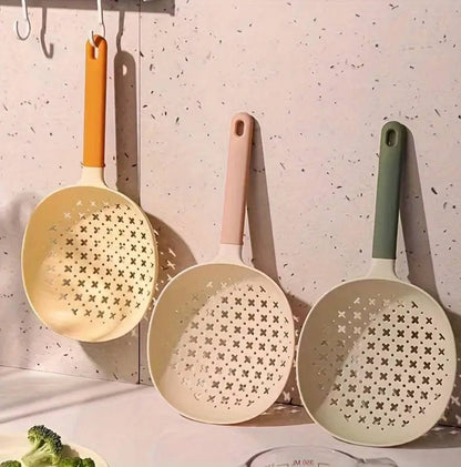 kitchen big colander