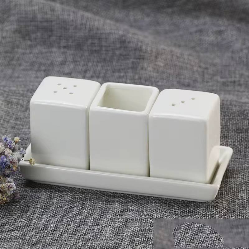 4pc Ceramic pepper shaker square.