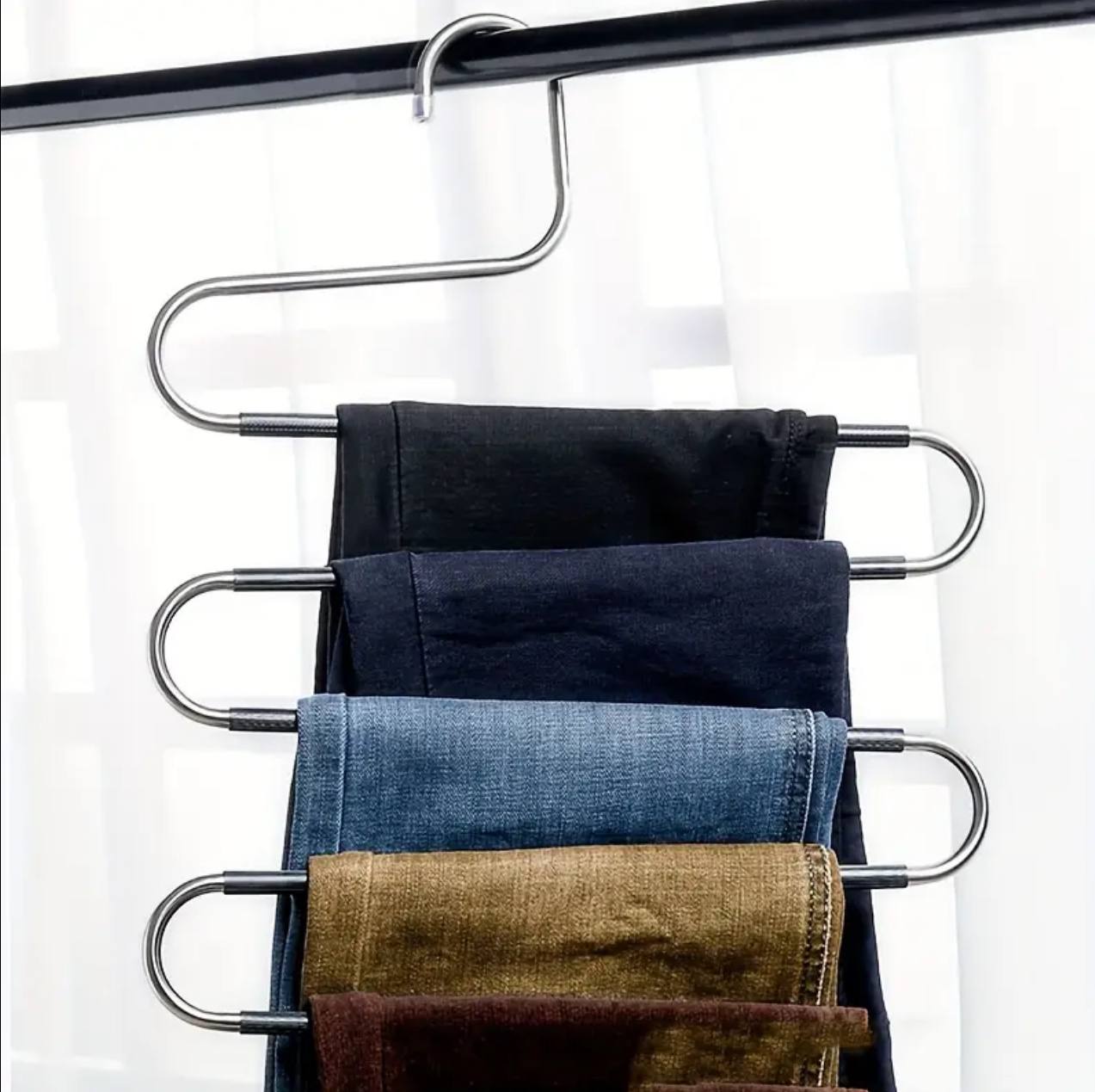 S-shaped non slip hangers