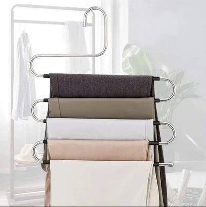 S-shaped non slip hangers