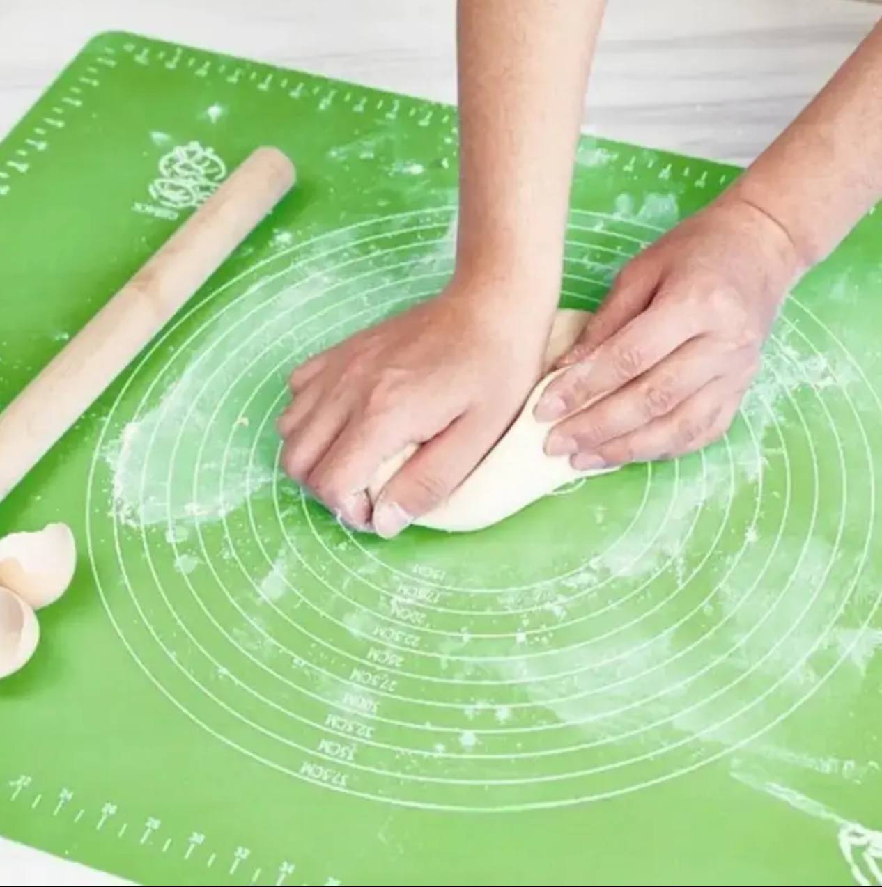 Silicon kneading mat